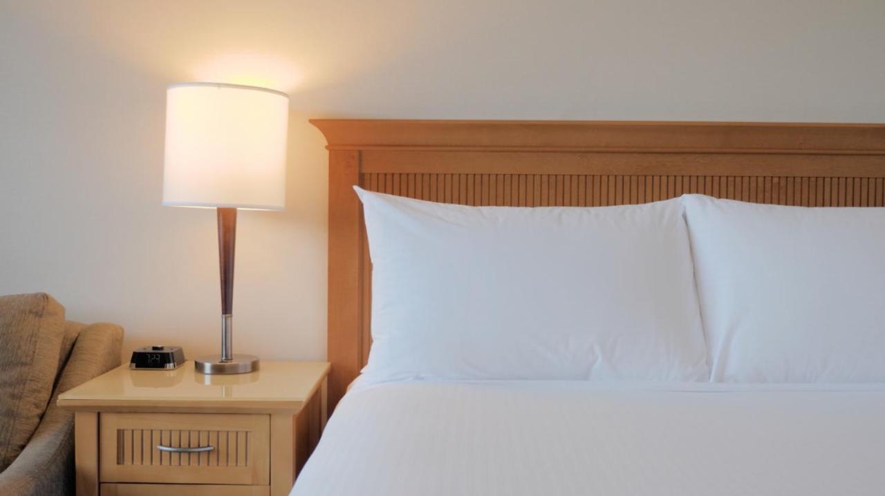 Coast Capri Hotel Kelowna Exteriör bild