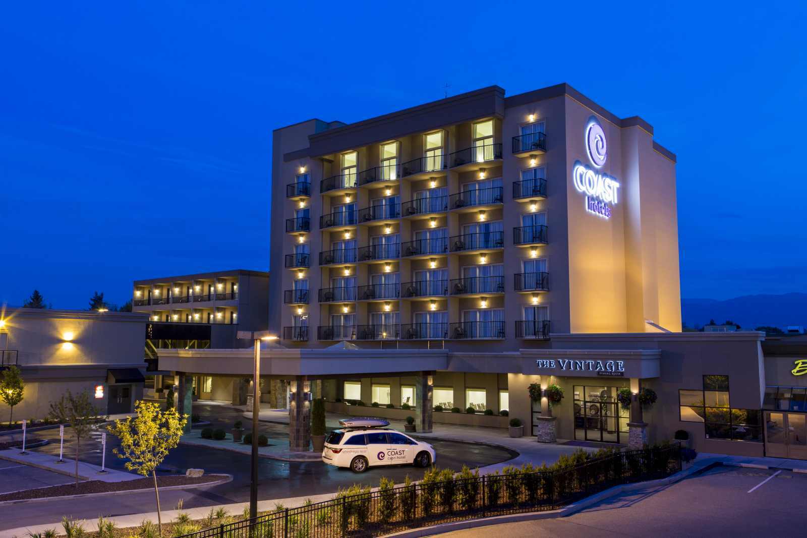 Coast Capri Hotel Kelowna Exteriör bild